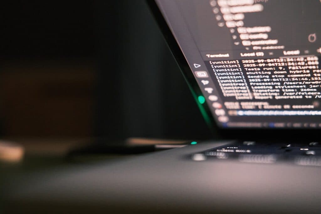 Differences Between Software House, Freelancer and In-house Team