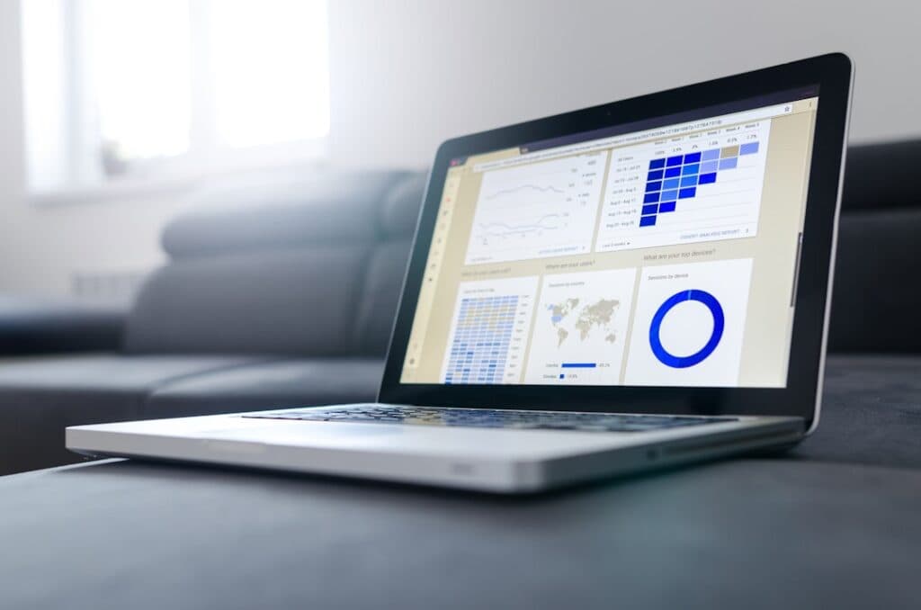 Document workflow system: how to design approvals, roles and change history
