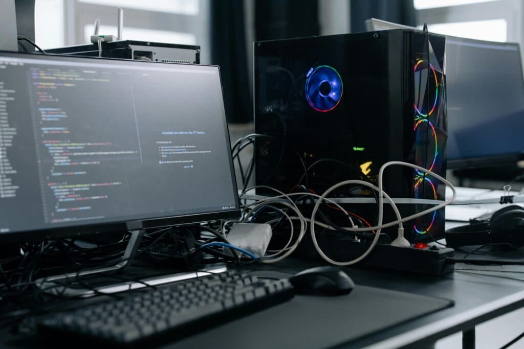 Dlaczego Java wciąż króluje w backendzie aplikacji webowych?